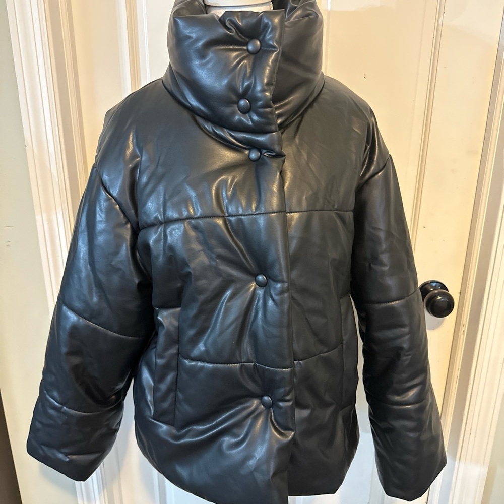 Gentle Herd High-Neck Puffer Jacket Black Size Medium‎ Vegan Leather - Picture 4 of 12